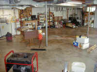 basement-2.jpg (72982 bytes)