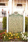 sign.jpg (77510 bytes)
